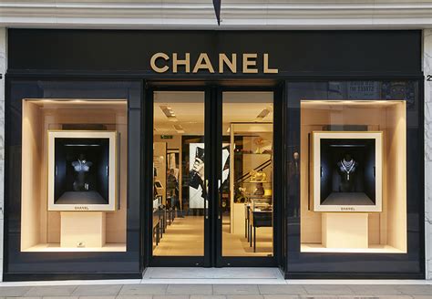 chanel visual merchandising jobs|chanel advisor.